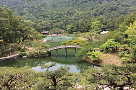 琥珀银杏果是什么地方的菜 据《本草纲目》记载：“熟食温肺益气、定喘咳、缩小便、止白浊